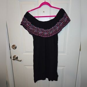 Arizona Jean Company Dress with embroiderey